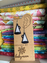 Boucles d’oreilles Megaphone Cheer FSL - Boucles d’oreilles en dentelle autoportantes In the Hoop