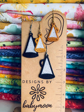 Boucles d’oreilles Megaphone Cheer FSL - Boucles d’oreilles en dentelle autoportantes In the Hoop