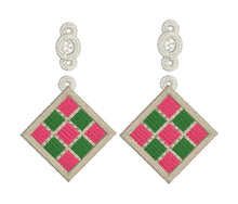 Nine Patch Quilt Block Dangle Boucles d’oreilles SET- Dans les boucles d’oreilles en dentelle autoportantes Hoop