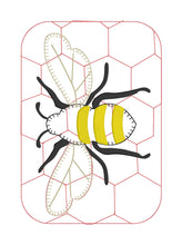 Tapis tasse avec applique abeille