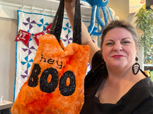 Luna Moth Applique Designs - Cinq tailles 4x4, 5x7 de large, 5x7 de long, 6x10, 8x12