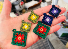 Fall Fun BUNDLE SET de CINCO pendientes colgantes dobles y MINI FSL: pendientes de encaje independientes en el aro