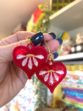 Boucles d’oreilles Daisy Heart FSL - Boucles d’oreilles en dentelle autoportantes In the Hoop