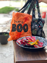 Luna Moth Applique Designs - Cinq tailles 4x4, 5x7 de large, 5x7 de long, 6x10, 8x12