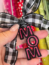 Boucles d’oreilles MOM Lettering FSL - Boucles d’oreilles en dentelle autoportantes In the Hoop