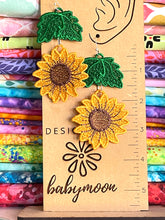 Feuilles de tournesol Dangles FSL Boucles d’oreilles SET- Dans les boucles d’oreilles en dentelle autoportantes Hoop