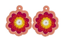Boucles d’oreilles Wild Primrose FSL - Boucle d’oreille et pendentif en dentelle autoportants - Projet de broderie In the Hoop