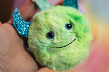 Monster Fluffy Puff - Diseño de bordado en el aro