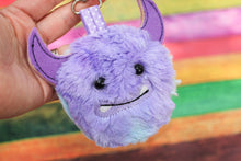 Monster Fluffy Puff - Diseño de bordado en el aro