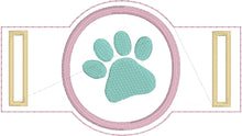 Diseño de deslizadores con estampado de patas para collares o pulseras o libreros para perros