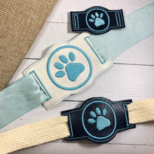 Diseño de deslizadores con estampado de patas para collares o pulseras o libreros para perros