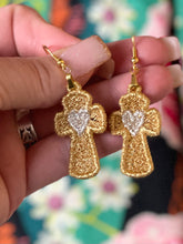 Boucles d’oreilles Heart Cross FSL - Boucles d’oreilles en dentelle autoportantes In the Hoop