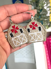 Boucles d’oreilles FSL Old Valentine’s Barn - Boucles d’oreilles en dentelle autoportantes In the Hoop