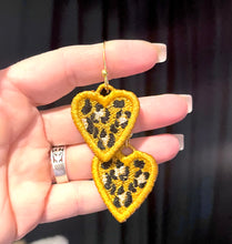 Boucles d’oreilles Leopard Heart FSL - Boucles d’oreilles en dentelle autoportantes dans le cerceau
