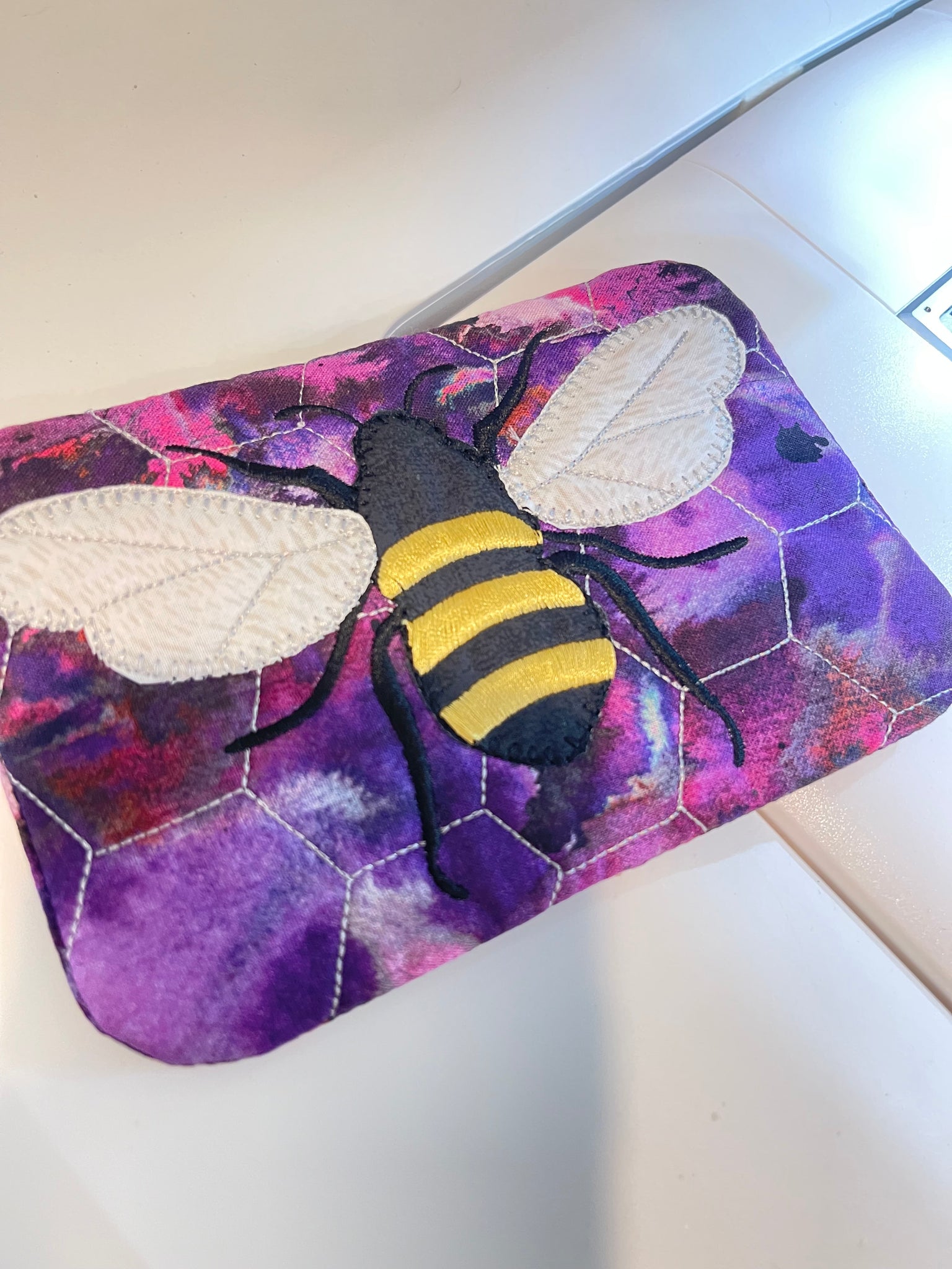 Bee Design Rug Bee Applique Mug Rug – Designs By Babymoon