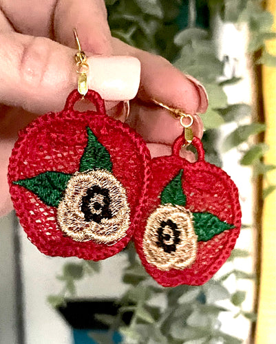 Boucles d’oreilles Floral Apple FSL - Conception de boucles d’oreilles en dentelle autoportantes - Dans le projet de broderie Hoop