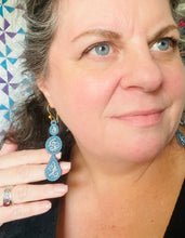 Triple Dipper FSL Earrings - In the Hoop Freestanding Lace Earrings