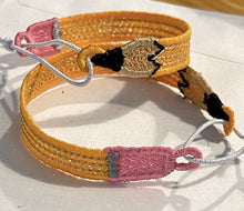 FSL Friendship Bracelet Hearts - In the Hoop Bracelet en dentelle autoportant en trois tailles