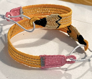 FSL Pulsera de la amistad Corazones - Pulsera de encaje independiente en el aro en tres tamaños