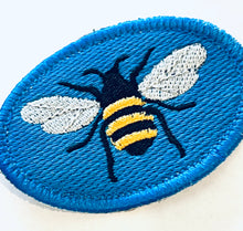 Diseño de bordado de parche de abeja