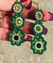 Cowgirl Dangles FSL Pendientes SET- En los pendientes de encaje independientes del aro