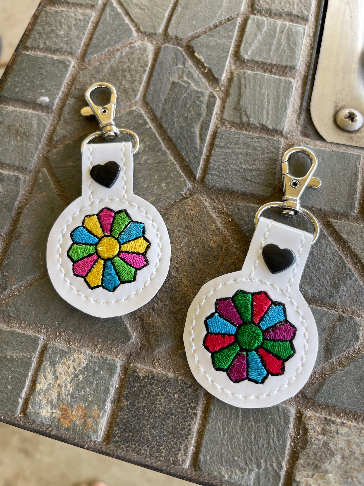 Dresden snap tab In the Hoop embroidery design – Designs By Babymoon