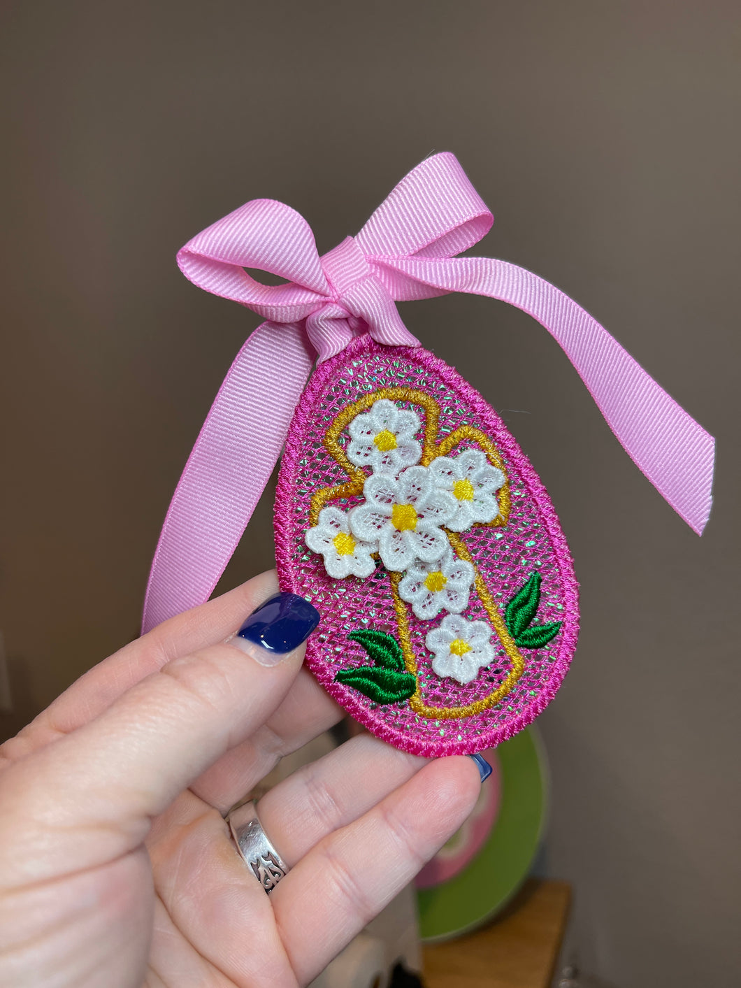 Cross with Flowers 3D Mylar Freestanding Lace Suncatcher or Bookmark for 4x4 Hoops