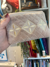 Tiled Sparkle Blossom Quilted Fully Lined Zipper Bags for your 4x4,  5x7, and 6x10 hoops