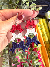 Cowgirl Dangles FSL Pendientes SET- En los pendientes de encaje independientes del aro