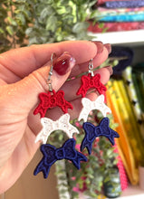 Cowgirl Dangles FSL Pendientes SET- En los pendientes de encaje independientes del aro