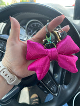 In the Hoop Quilted Bow Charm in three sizes 4x4, 5x7, 6x10