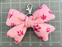 In the Hoop Quilted Bow Charm in three sizes 4x4, 5x7, 6x10
