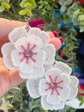 Pendientes Poppy Moon FSL - Pendientes de encaje independientes en el aro