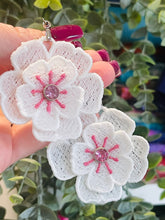 Pendientes Poppy Moon FSL - Pendientes de encaje independientes en el aro