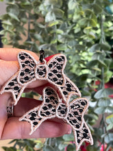 Boucles d’oreilles Bow FSL - Boucles d’oreilles en dentelle autoportantes In the Hoop