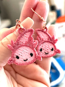 Boucles d’oreilles Axolotl Mud Puppy FSL - Boucles d’oreilles en dentelle autoportantes In the Hoop