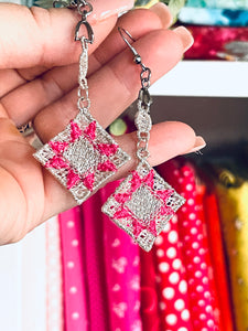 FSL North Star Quilt Block Dangle Boucles d’oreilles SET - Boucles d’oreilles en dentelle autoportantes dans le cerceau