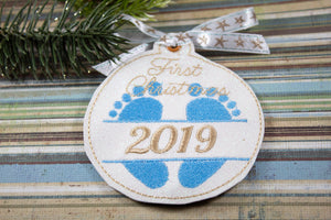Babys First Christmas Ornament for 4x4 hoops