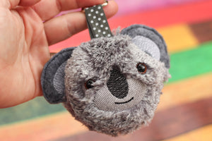 Koala Fluffy Puff - Dans le motif de broderie cerceau