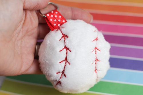 Baseball Fluffy Puff Design Set- Dans le design de broderie cerceau