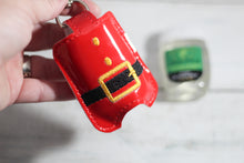 Santa Suit Santa Belly Hand Sanitizer Holder Versión Snap Tab en el proyecto de bordado de aro 1 oz BBW para aros 5x7