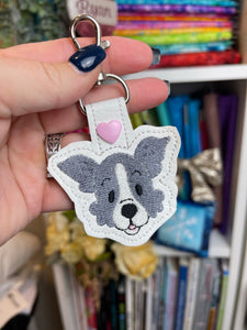 Border Collie Face snap tab In the Hoop embroidery design