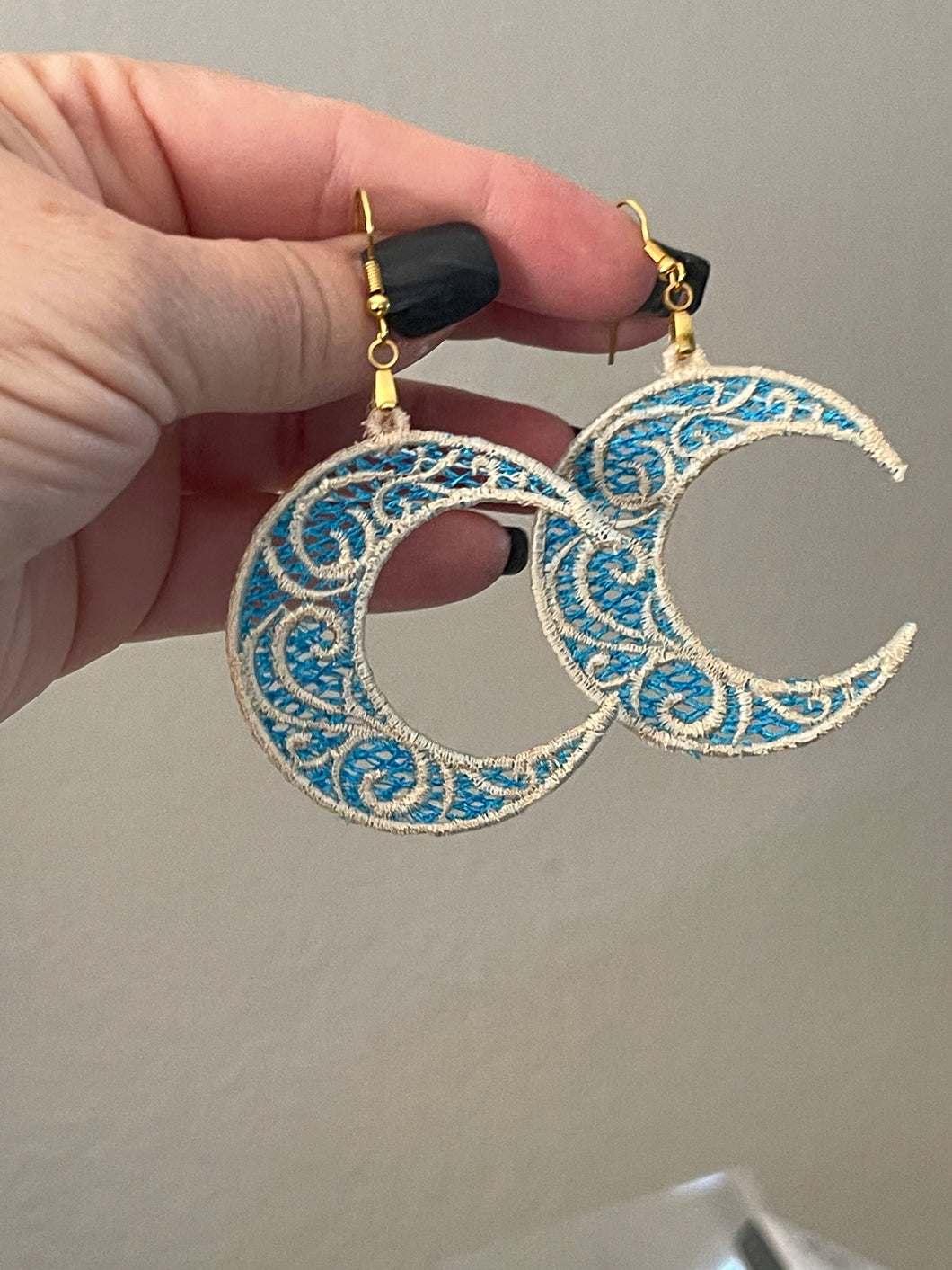 Boucles d’oreilles Swirl Moon FSL - Boucles d’oreilles en dentelle autoportantes In the Hoop