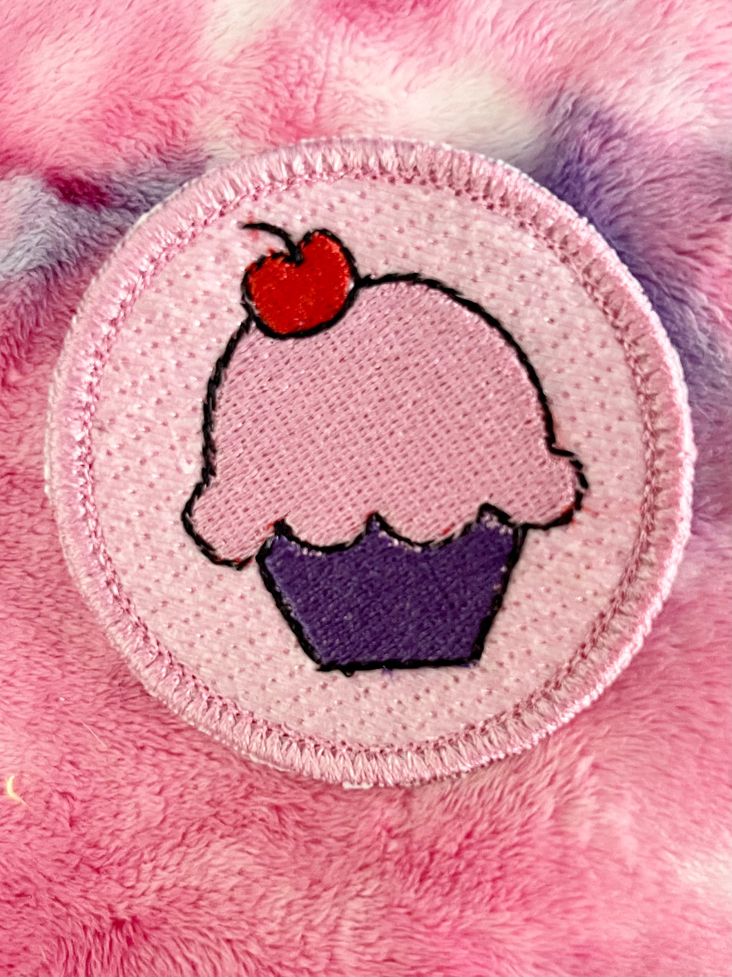 Cupcake Patch embroidery design