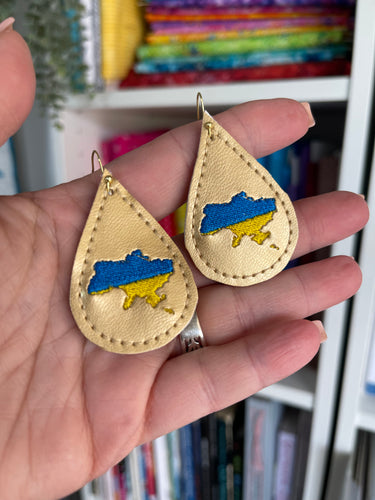 Teardrop Ukraine Earrings embroidery design for Vinyl and Leather