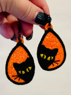 Boucles d’oreilles Peeking Cat FSL - Boucles d’oreilles en dentelle autoportantes In the Hoop