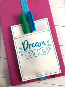 Diseño de bordado Dream Big Pen Pocket en el aro (ITH)