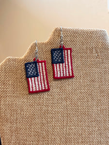 Pendientes FSL de bandera americana pequeña - Pendientes de encaje independientes en el aro