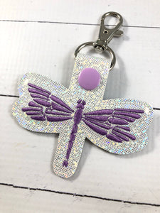 Dragonfly tag snap tab for 4x4 hoops