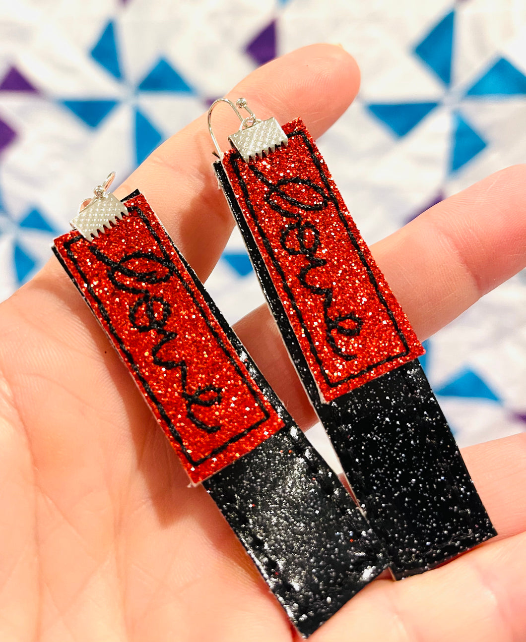 Love Bar Layer Earrings embroidery design